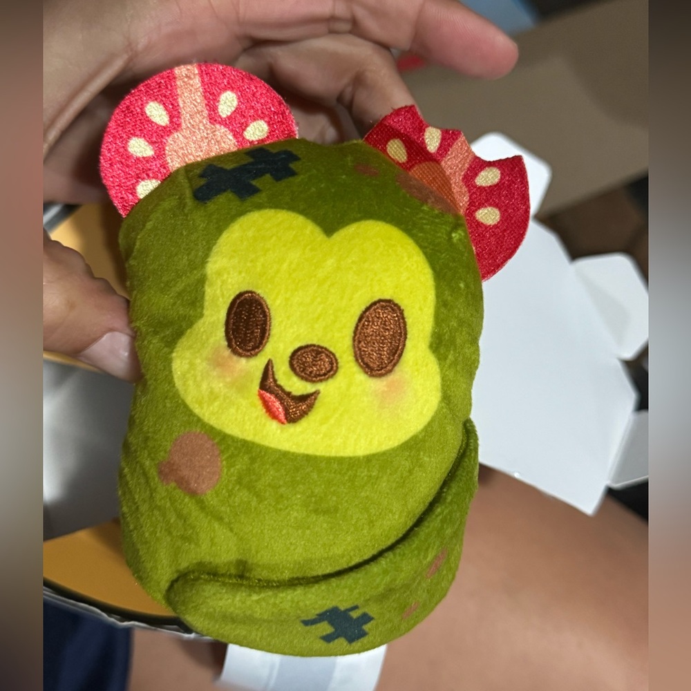 2024 Disney Parks Munchlings Terrifying Treats Plush Mickey Zombie Scented